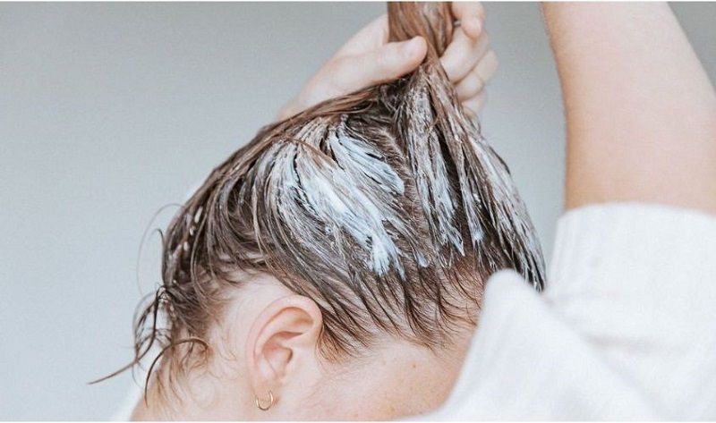 Tẩy tế bào chết cho da đầu có tác dụng gì?