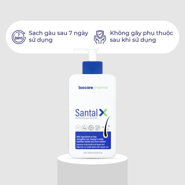 Review dầu gội trị nấm da đầu Santal X